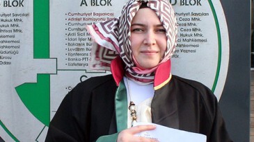 Adliyelerde başörtüsü zulmü tarih oldu