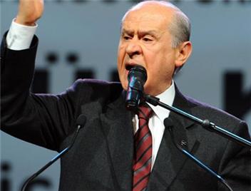 Bahçeli : Türk milleti hak ettikleri karanlık çukura gömecektir.