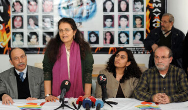 BDP Çorum’da çiçeklerle karşılandı