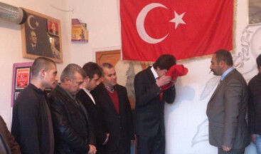 Ülkü Ocakları’nda devir-teslim