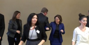 AKP’li kadın bakan sevgililer gününde “Stefan” ile dans etti