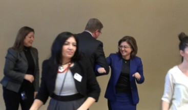 AKP’li kadın bakan sevgililer gününde “Stefan” ile dans etti