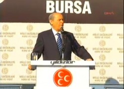 Engelleyemediler: Türklük Bahçeli ile coştu