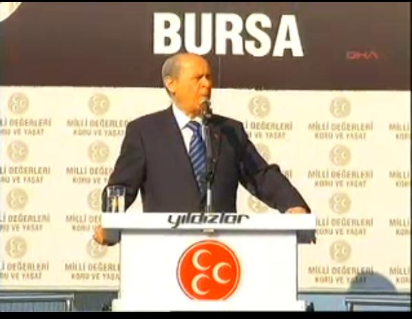 Engelleyemediler: Türklük Bahçeli ile coştu