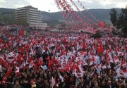 MHP medya sansürünü sosyal medyayla deldi