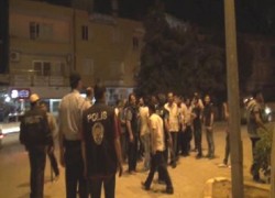 Suriyeliler Türk Bayrağı yaktı Reyhanlı karıştı