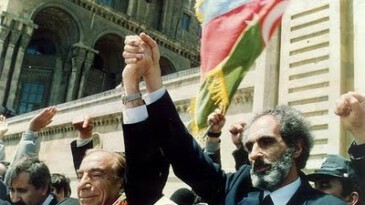 Türk büyüğü Elçibey – Murat Gedik