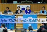 Rabia Kadir’den BM’de Çin’e tarihi ders!