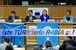 Rabia Kadir’den BM’de Çin’e tarihi ders!