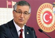 Demokrasi paketi hazırlayanların önce kendilerinin demokrat olmaları gerekir!