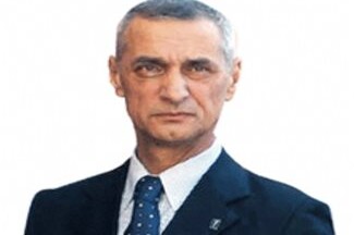 Engin Alan: Annemden milletvekili değil vatansever doğdum