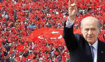 Hilali gölgeleyip Haç’ı parlatan Başbakan ve hükümetidir.