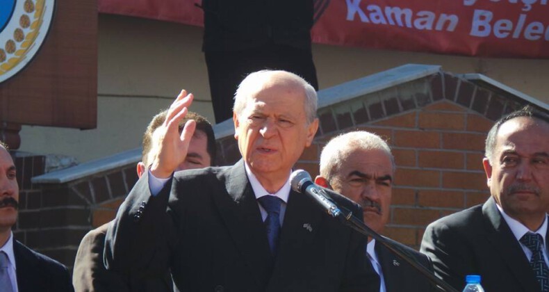 BAHÇELI: TÜRKIYE’NIN BU DURUMU YÜREKLER ACISIDIR