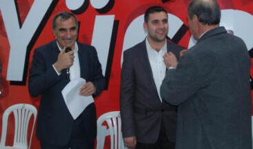 AKP’DEN ISTIFA EDEN 315 KIŞI AMPUL KIRIP MHP’YE KATILDI