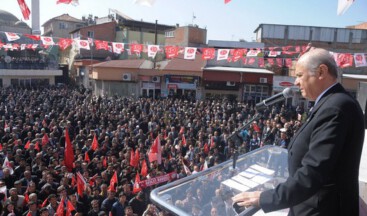 BAHÇELI: ÜLKEMIZ KARMAŞA YAŞAMASIN ISTIYORUZ