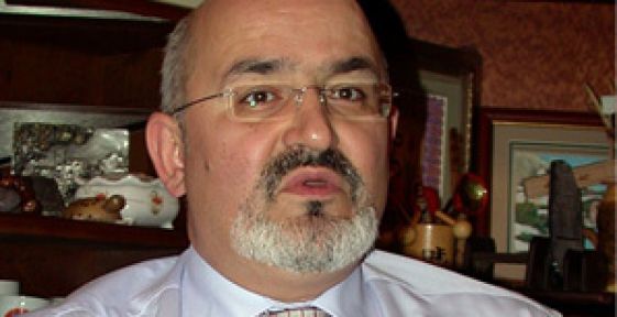 Casus avı başladı: Önder Aytaç gözaltında
