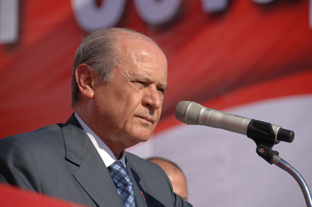 BAHÇELİ’DEN MİRAÇ KANDİLİ MESAJI