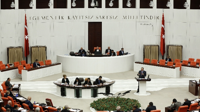 Şirketin AK Parti ve Hükümet Erkanıyla İlişkileri Sorgulanmak Durumundadır’