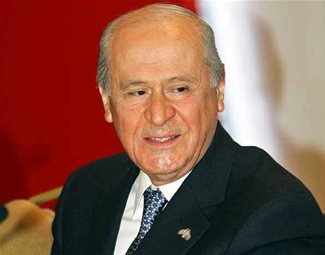 Bahçeli: “Cadı” nitelendirmesi zihnî bulanıklıktır