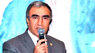 Oktay Öztürk: Fetih gününün devlet adamı adaletliydi