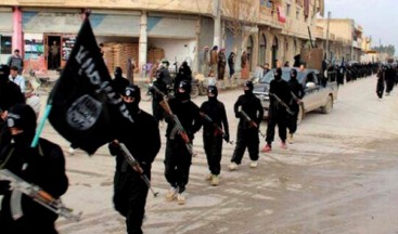 Telafer’de birçok semti ele geçirdiler