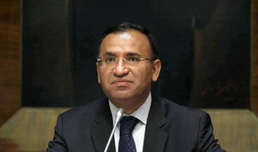 BOZDAĞ, ‘GOOGLE’DAN TANINAN’ DEDİĞİ İHSANOĞLU’NU ÖVE ÖVE BİTİREMEMİŞ