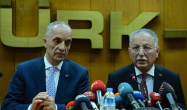 CUMHURBAŞKANI ADAYI İHSANOĞLU TÜRK-İŞ’İ ,TOBB’U ,TESK’İ ZİYARET ETTİ