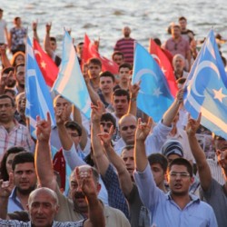 İzmir Ülkü Ocakları “Gök-Bayrak Yürüyüşü”