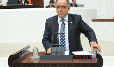 AKP İKTİDARI TÜRKMENLERE YAPILAN SOYKIRIMI SEYREDİYOR