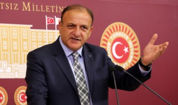 “77 milyonunun başbakanı olamayan biri çıkmış ’77 milyonun Cumhurbaşkanı olacağım’ diyor.