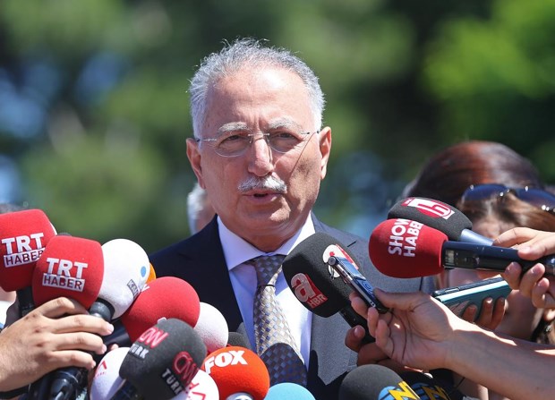 İHSANOĞLU, SEÇİM BİLDİRGESİNİ PERŞEMBE AÇIKLAYACAK