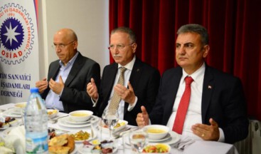 İHSANOĞLU: CUMHURBAŞKANI, ATEŞE KÖRÜKLE DEĞİL, ATEŞE SU İLE GİTMELİ