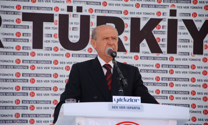 BAHÇELİ: ERDOĞAN KORKUDAN CUMHURBAŞKANLIĞI LİMANINA SIĞINIYOR