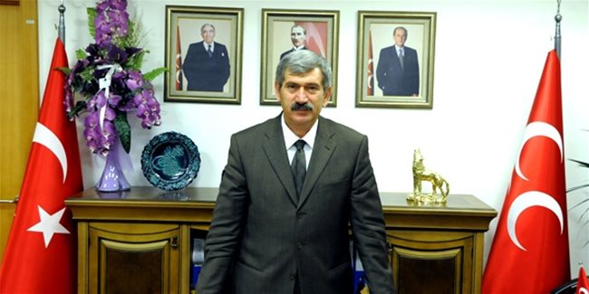 Çetin: “Teröristbaşı Emrediyor AKP Hükümeti Yapıyor”