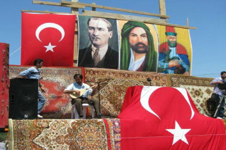 Yere Vuran Yanlış Din