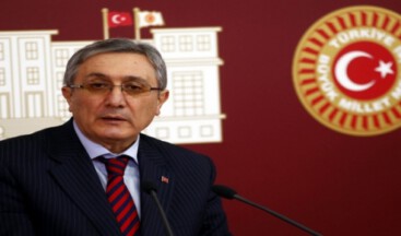 “KES YAPIŞTIR REFORM PAKETLERİ SADECE DOLARA YARIYOR”