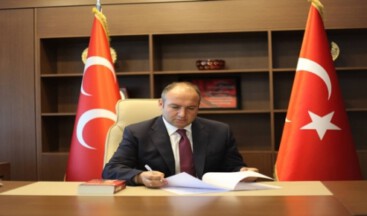 “YA KALEMİ TUTAN EL OLURUZ YA DA KALEMİ KIRAN EL OLURUZ”