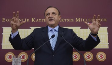 MHP’Lİ VURAL: KOMİSYON BAŞKANI, KARAR GÜNÜ KAÇ KERE ODADAN ÇIKIP BİRİLERİ İLE GÖRÜŞTÜ?