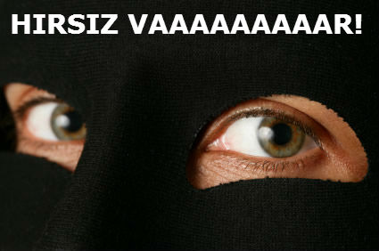 MHP’den Fatih’te yolsuzluk eylemi!