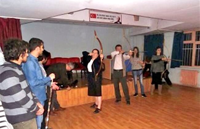 Türkiye’nin İlk “Kemankeş” Milletvekili: MHP’li Ruhsar Demirel!