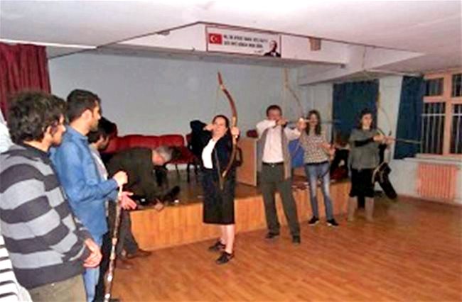 Türkiye’nin İlk “Kemankeş” Milletvekili: MHP’li Ruhsar Demirel!
