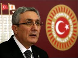 Çalışana 38 TL, emekliye 18 TL maaş artışını reva gören hükümet