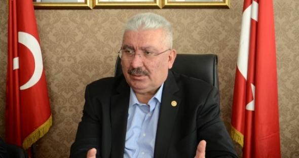 “KUZEY KORE DEVLET BAŞKANI’NA BAKTIKÇA ERDOĞAN’I GÖRÜYORUZ”