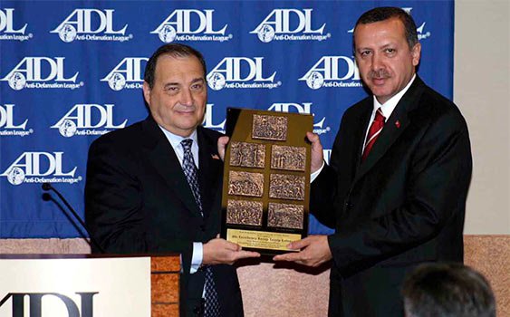 MHP ‘YAHUDİ ÖDÜLÜ’NÜN İADESİNİ SORDU, DIŞİŞLERİ NET CEVAP VEREMEDİ