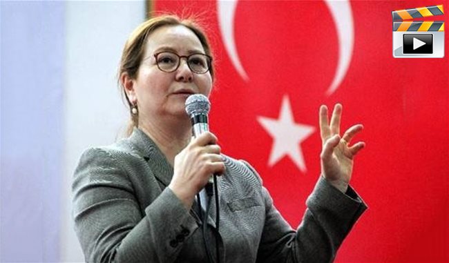 Türk Kadını Asla Tavuk Olmaz