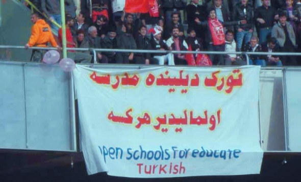 ‘TÜRKÇE İRAN’DA RESMİ DİL OLSUN’