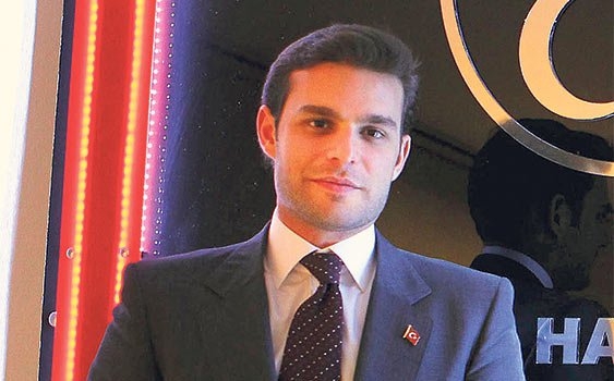 MEHMET ASLAN: BÖYLESİNDEN OLSA OLSA SARAY SOYTARISI OLUR