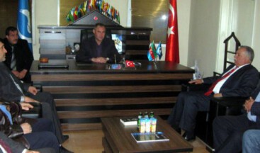 Orhan, Salihli Ülkü Ocaklarını ziyaret etti