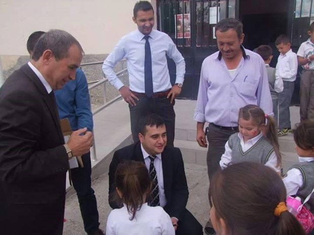 “Hakimiyet Kayıtsız Şartsız Milletindir”