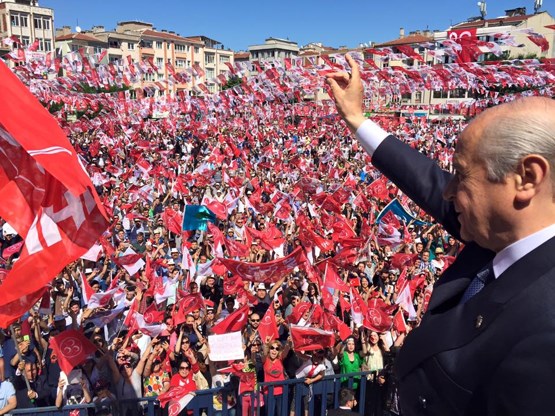 AKP’Yİ GÖRÜN, TUZAĞI ANLAYIN